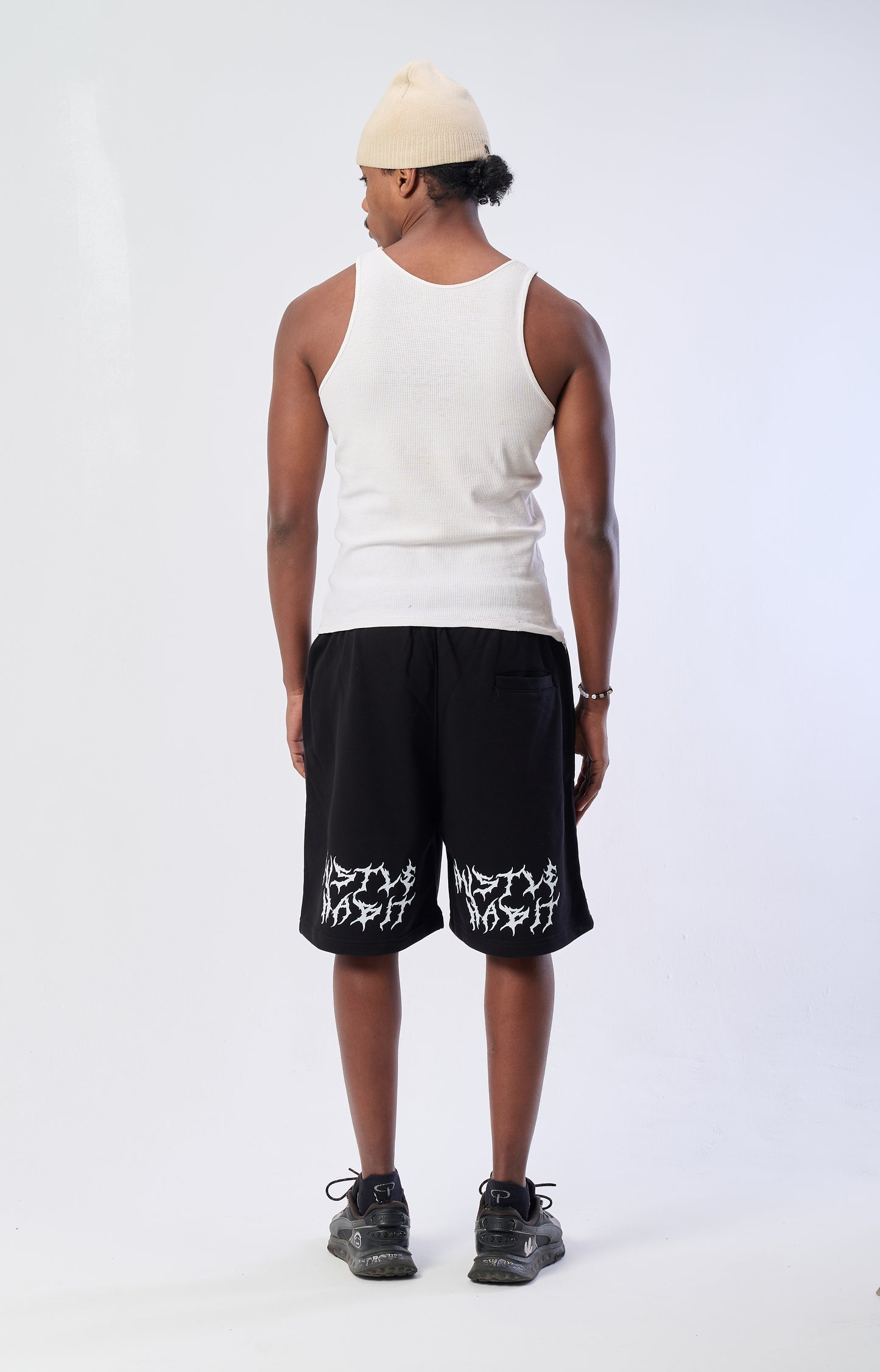 HUSTLE HABIT BLACK SHORT