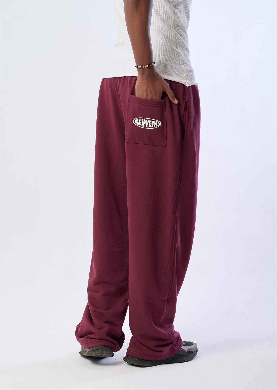 SUMMER BURGUNDY SWEATPANTS